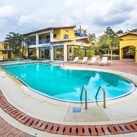 Porto Bello Hotel Boutique Пуэрто-Коломбия Экстерьер фото